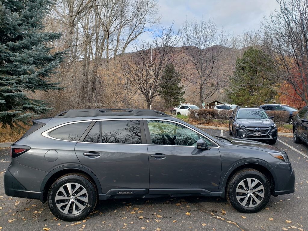 Used 2021 Subaru Outback Premium SUV