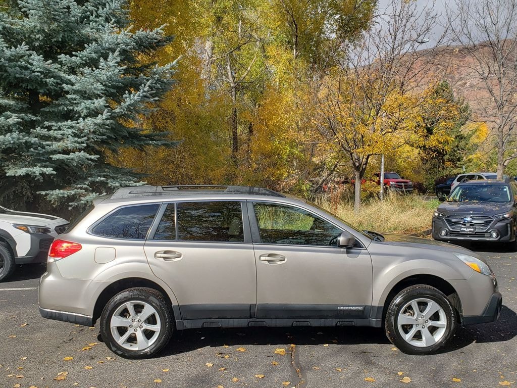 Used 2014 Subaru Outback 2.5i Premium SUV