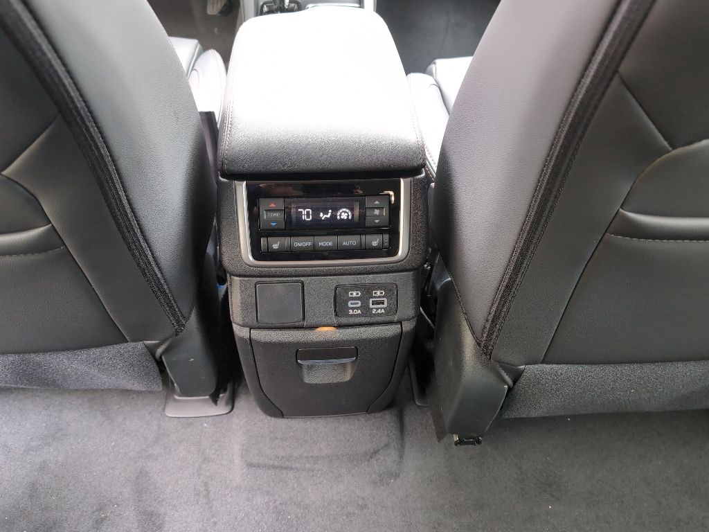 2026 Subaru Ascent Limited Bronze Edition - Photo 7