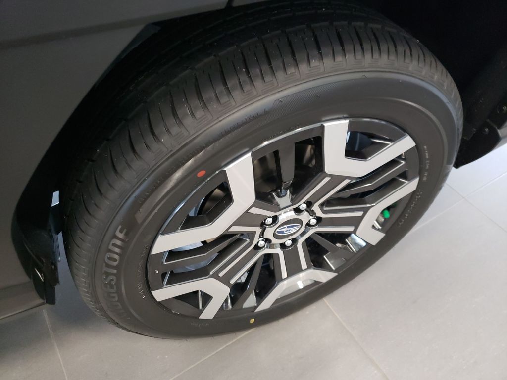 2026 Subaru Outback Touring XT - Photo 17