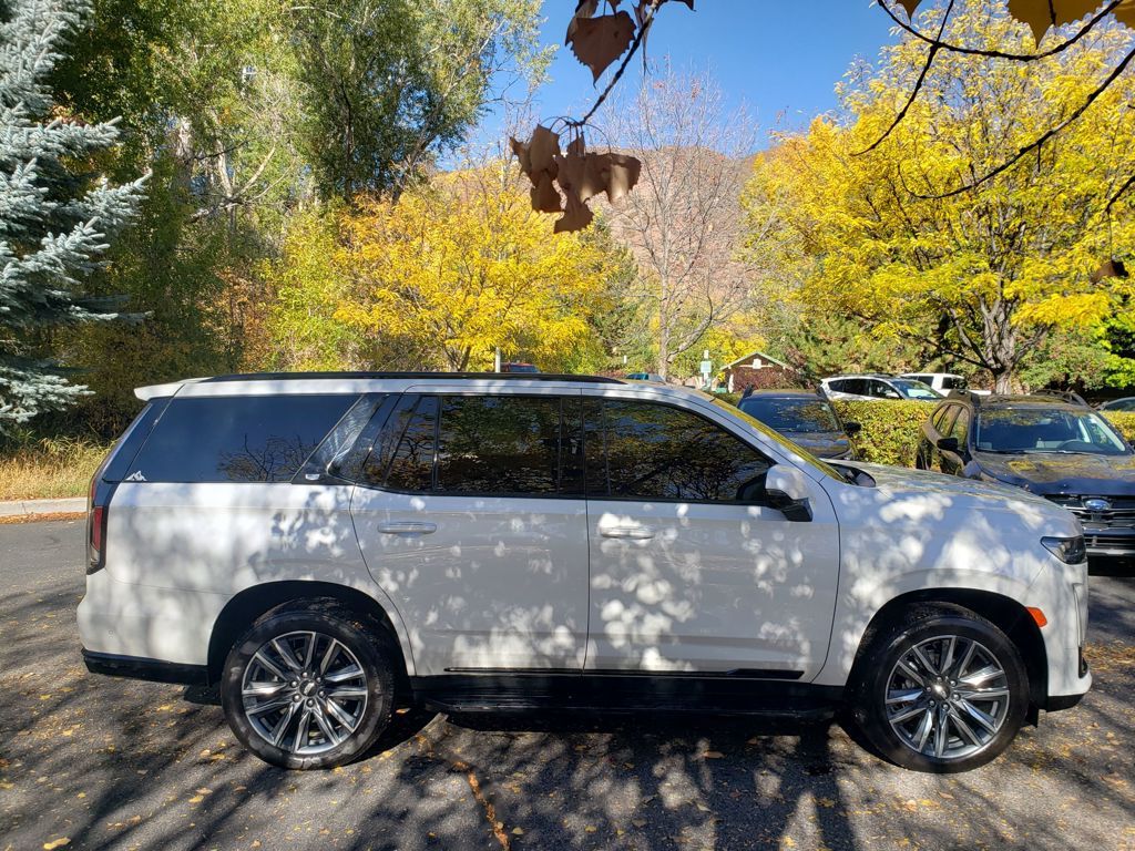 2023 Cadillac Escalade Sport Platinum photo 2