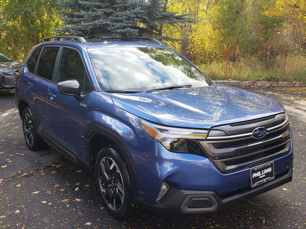 2025 Subaru Forester Limited's photo