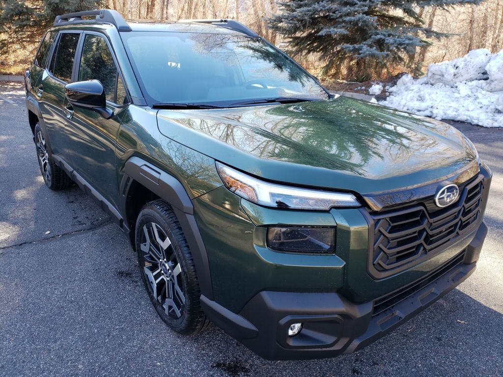 2026 Subaru Outback Touring's photo