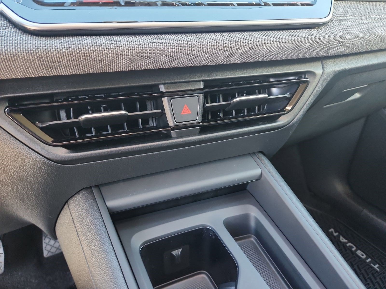 2026 Volkswagen Tiguan S - Photo 28