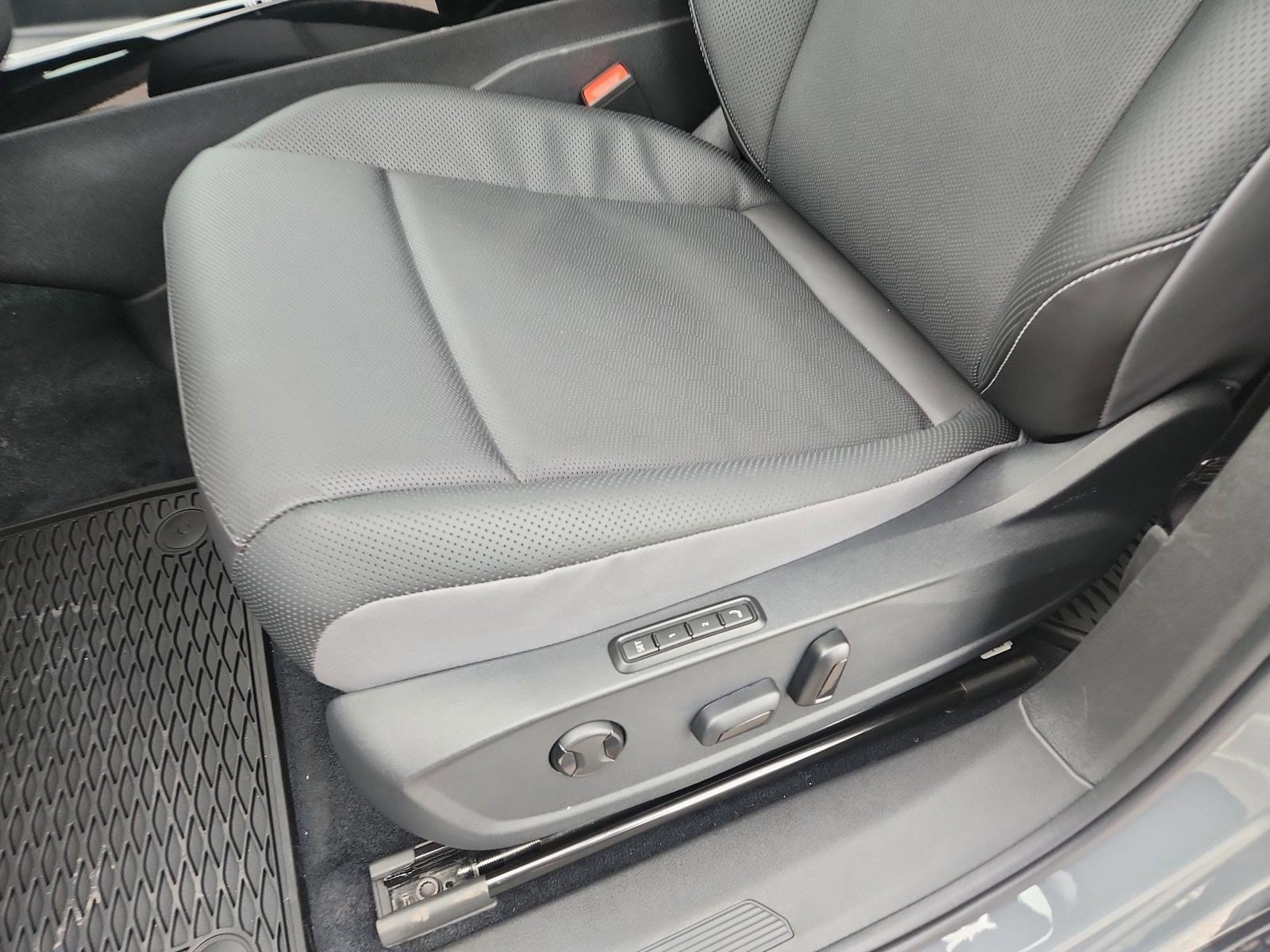 2026 Volkswagen ID.4 PRO S - Photo 8