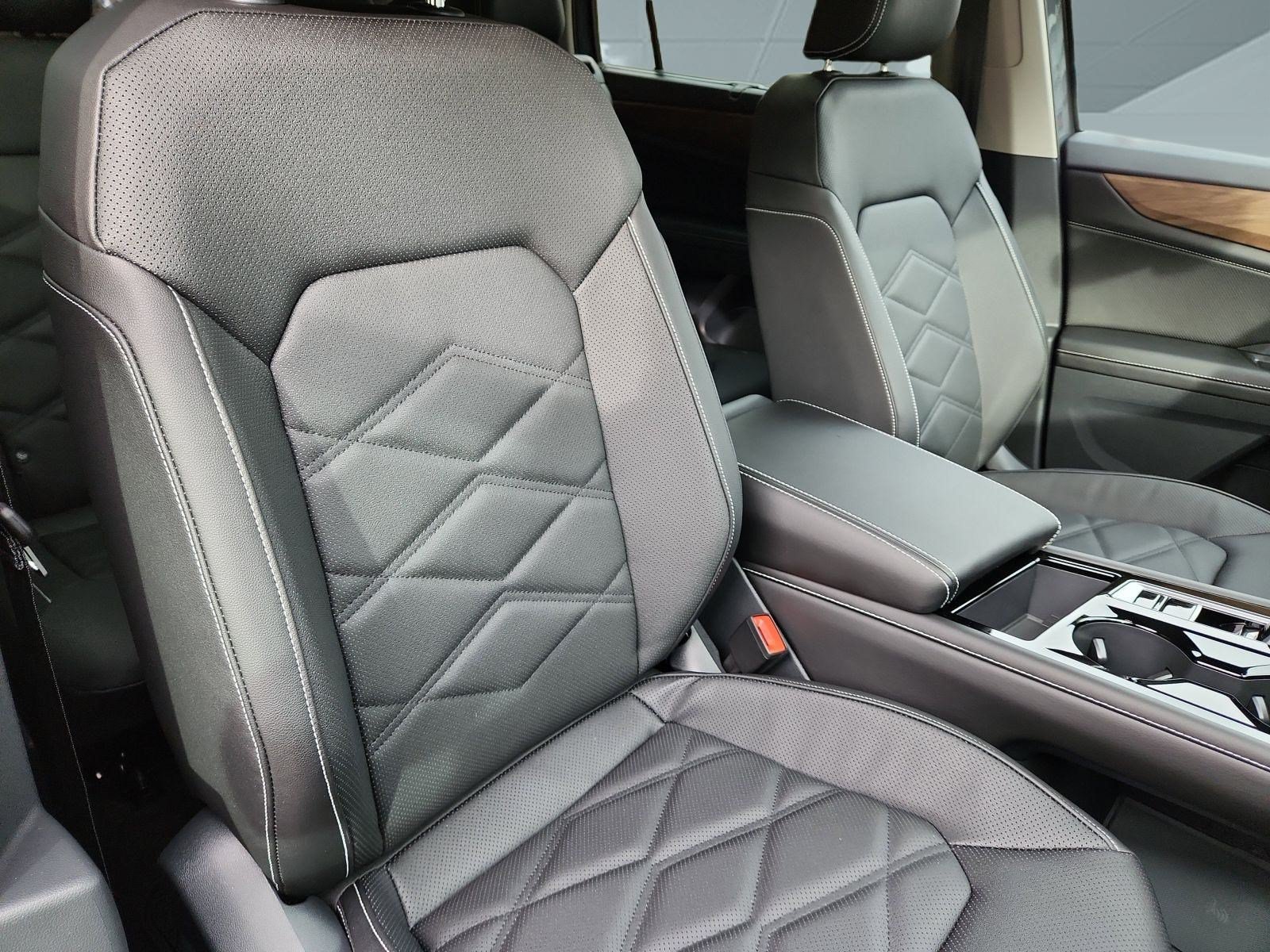 2026 Volkswagen Atlas SE w/Tech - Photo 20