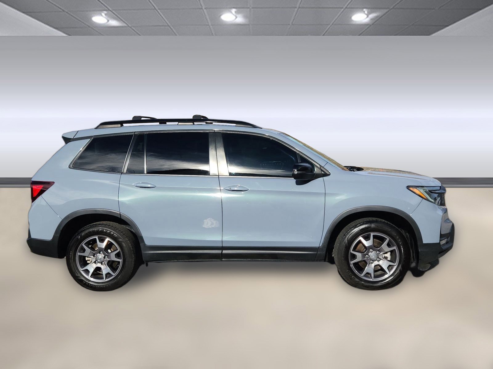 2022 Honda Passport TrailSport photo 2
