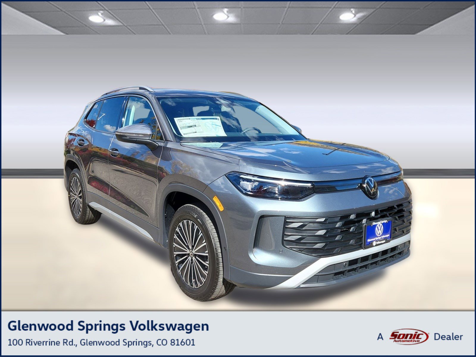 2025 Volkswagen Tiguan S's photo