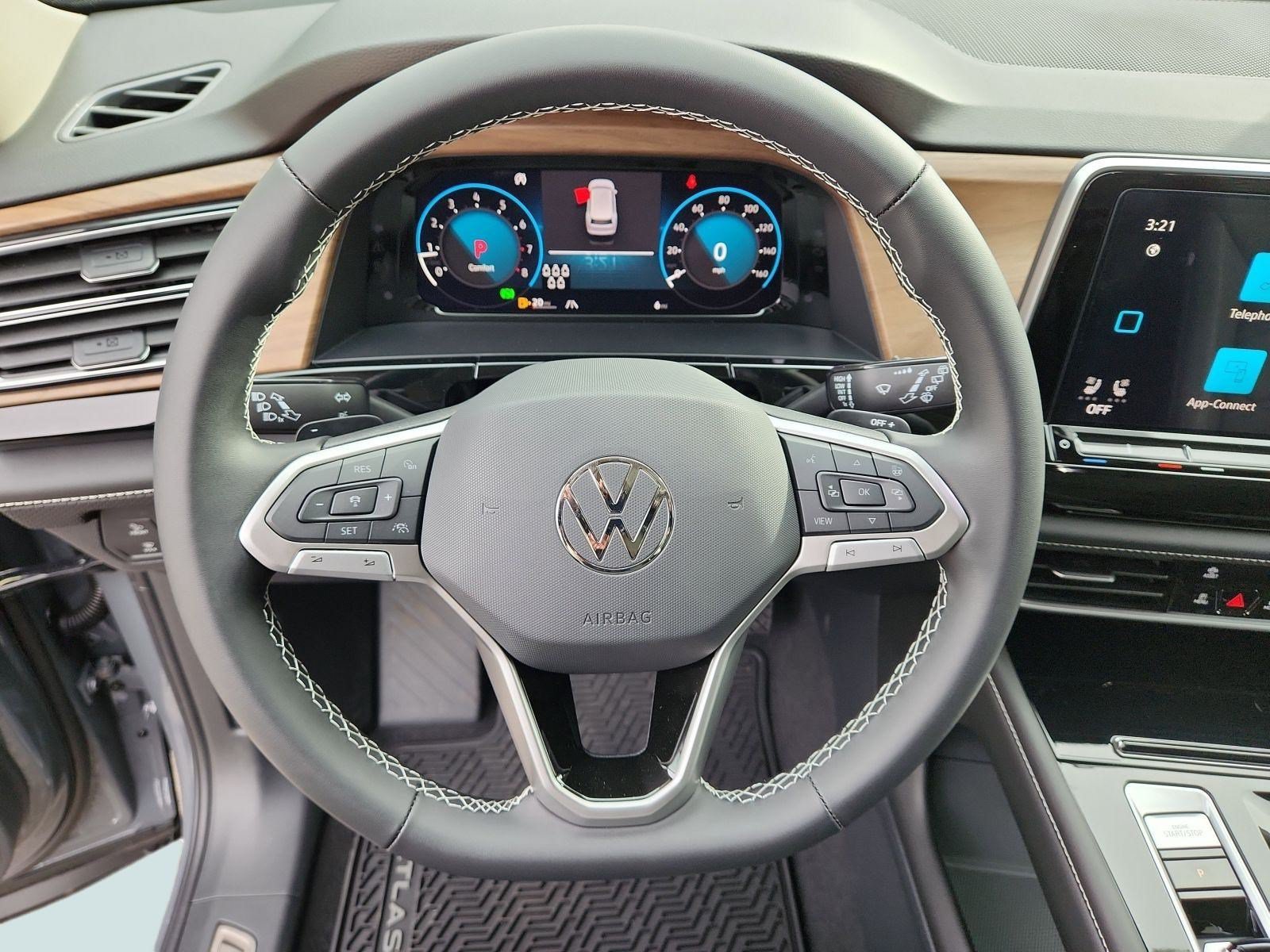 2026 Volkswagen Atlas SE w/Tech - Photo 24