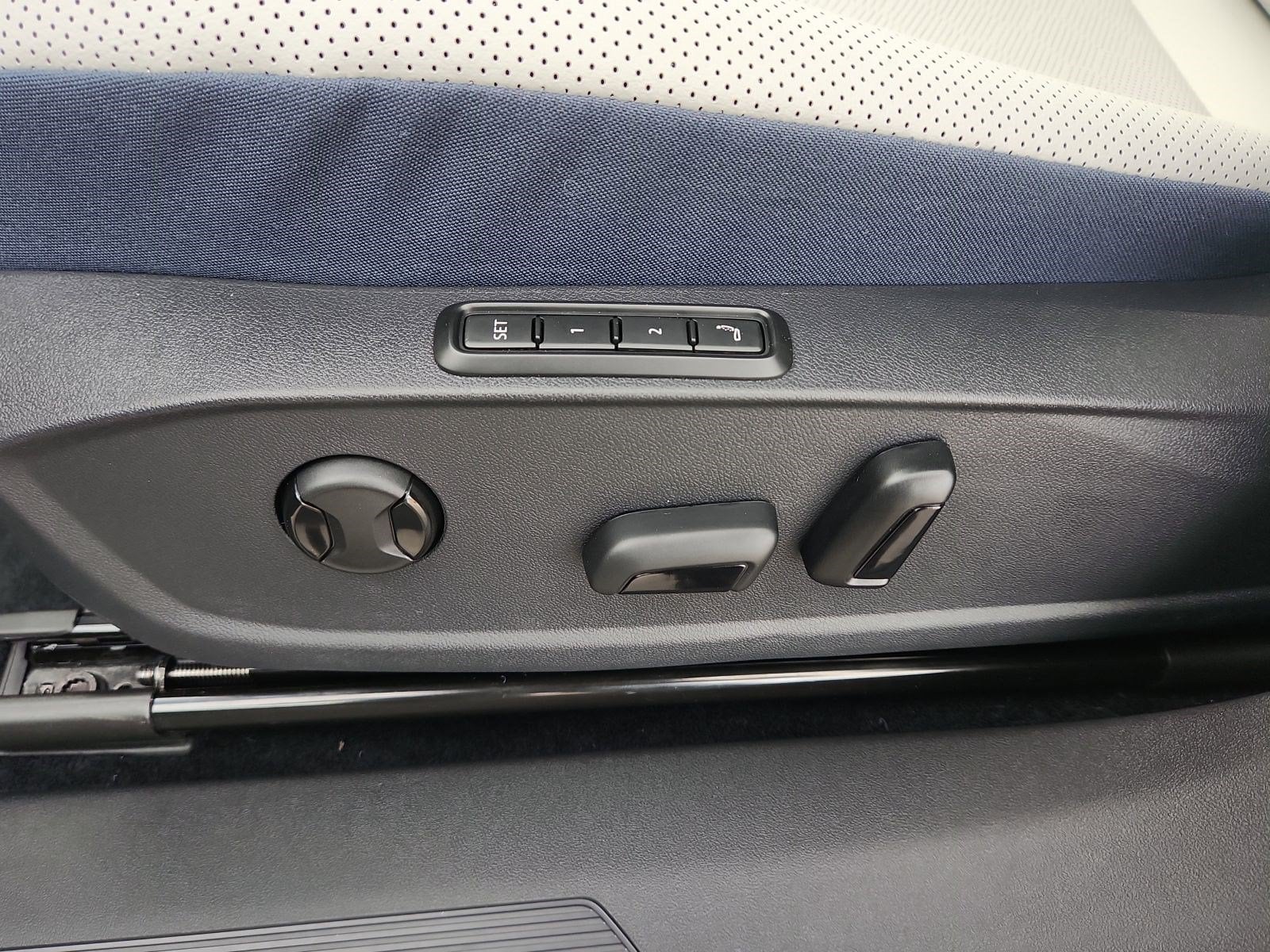 2026 Volkswagen ID.4 PRO S - Photo 9
