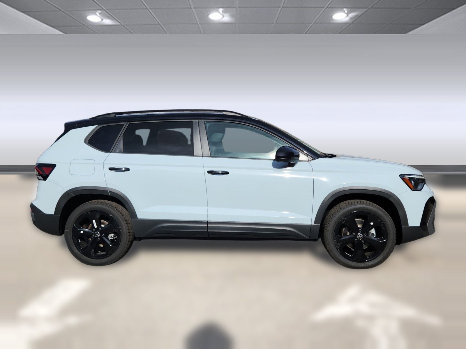 2026 Volkswagen Taos SE Black - Photo 2