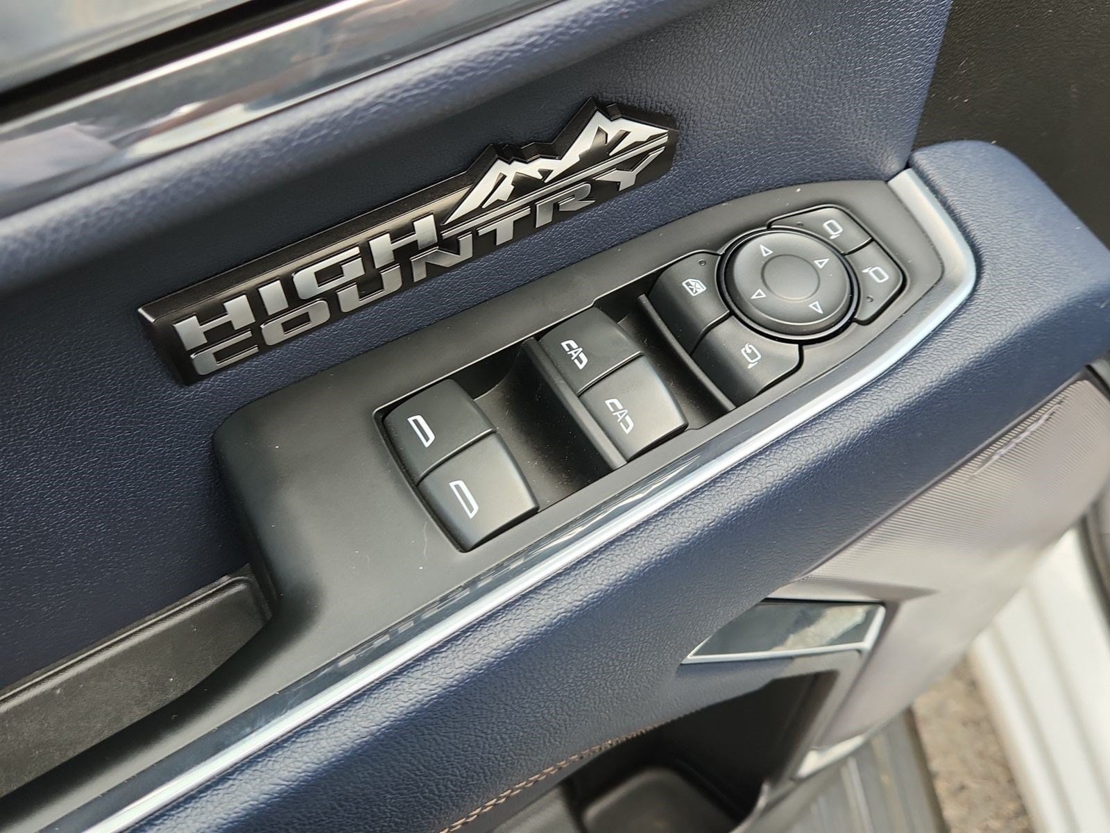 2023 Chevrolet Silverado 1500 High Country - Photo 20