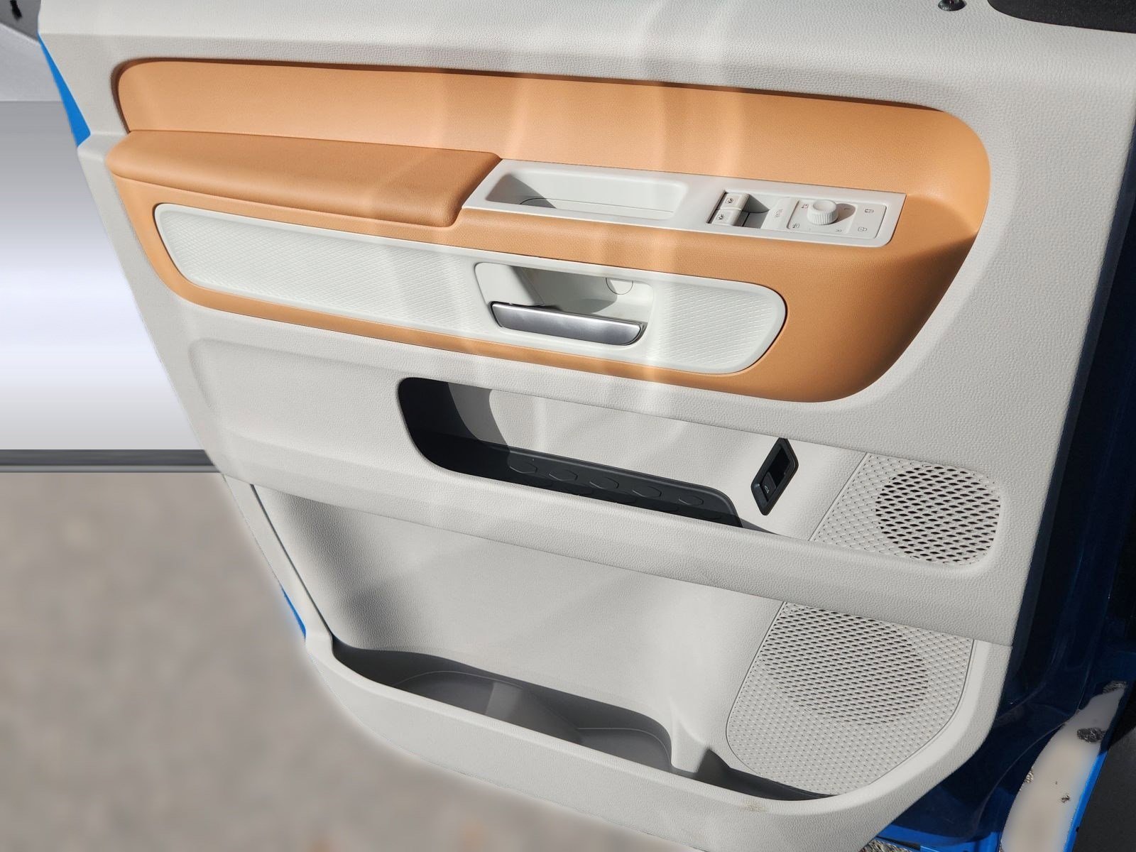 2025 Volkswagen ID. Buzz PRO S PLus - Photo 6