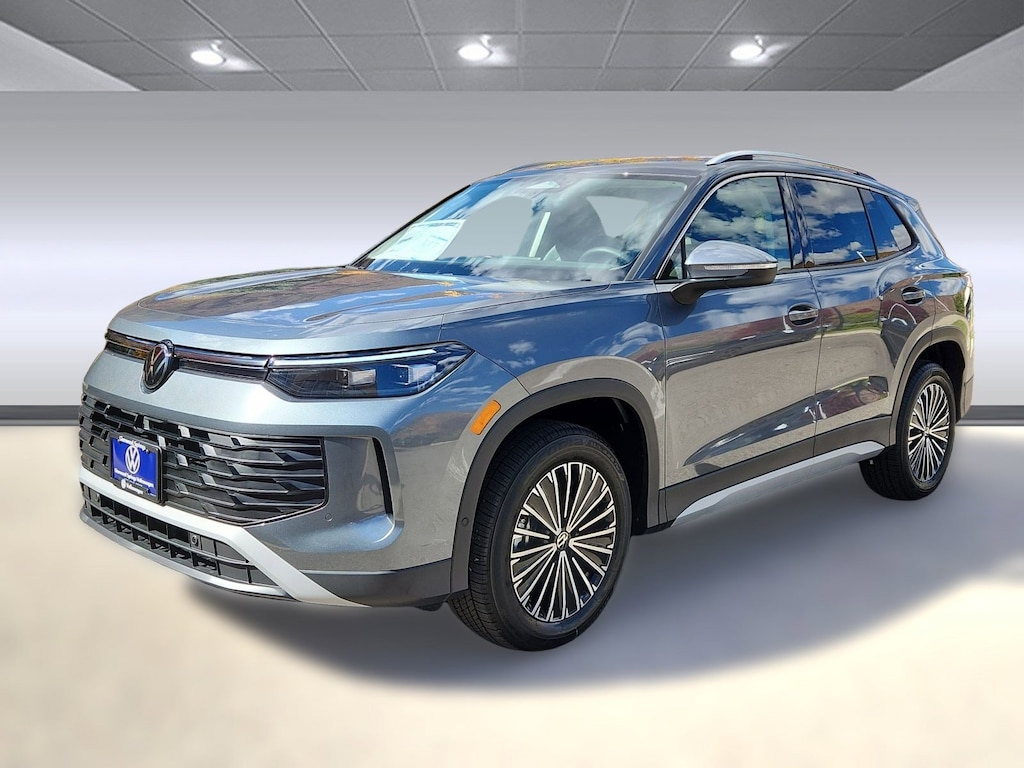 New 2025 Volkswagen Tiguan 2.0T S SUV