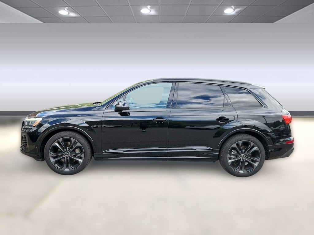 Used 2025 Audi Q7 55 Premium Plus SUV