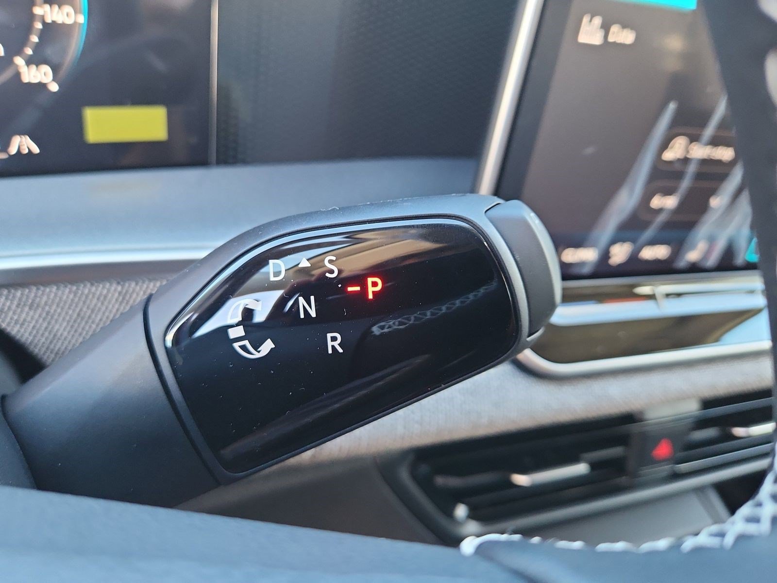 2026 Volkswagen Tiguan S - Photo 25