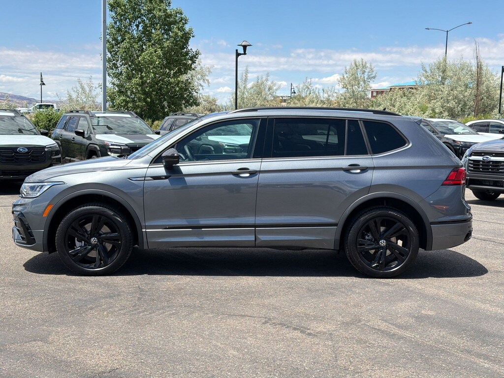 Used 2024 Volkswagen Tiguan 2.0T SE R-Line Black SUV
