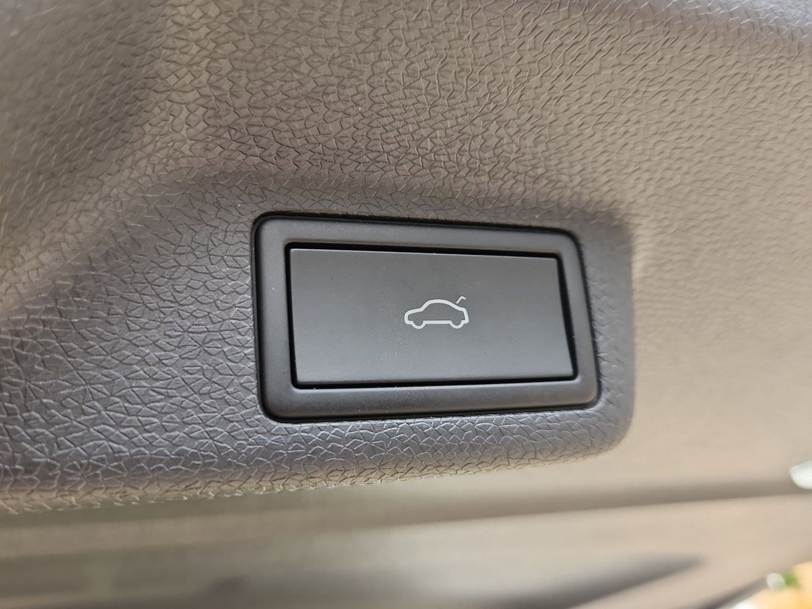 2025 Volkswagen ID. Buzz 1st Edition - Photo 15