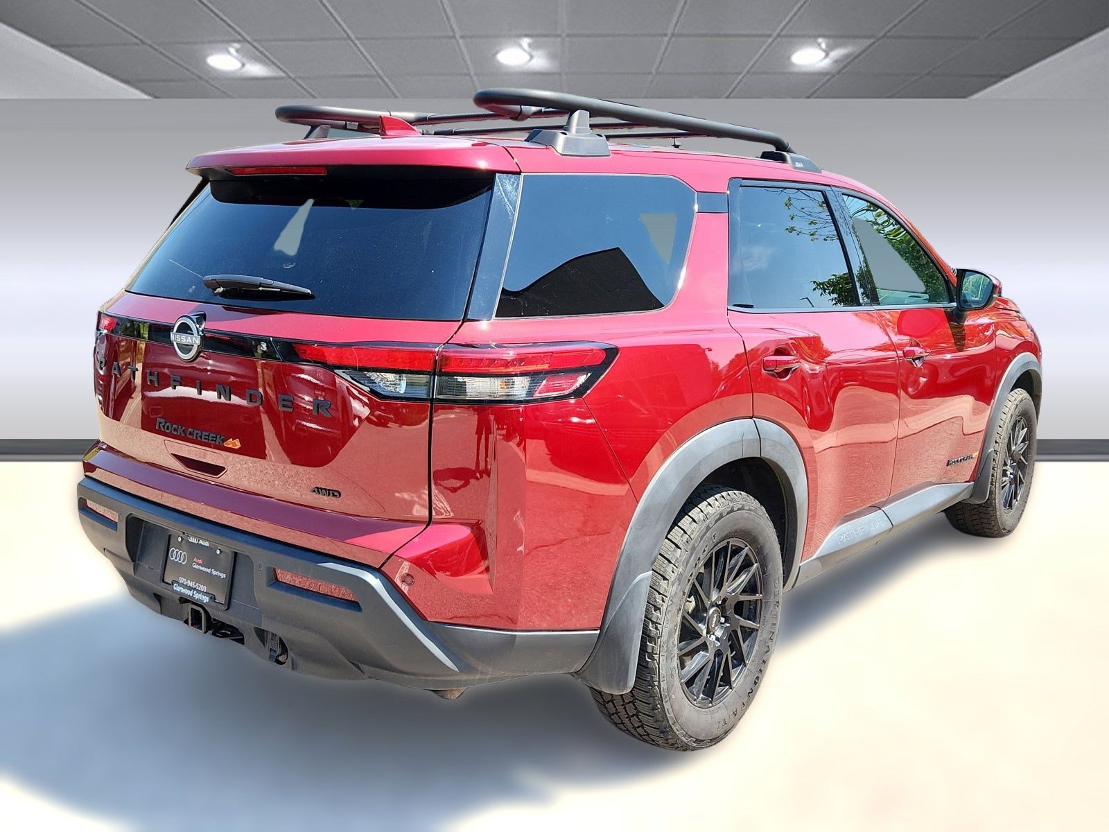 2024 Nissan Pathfinder Rock Creek photo 2