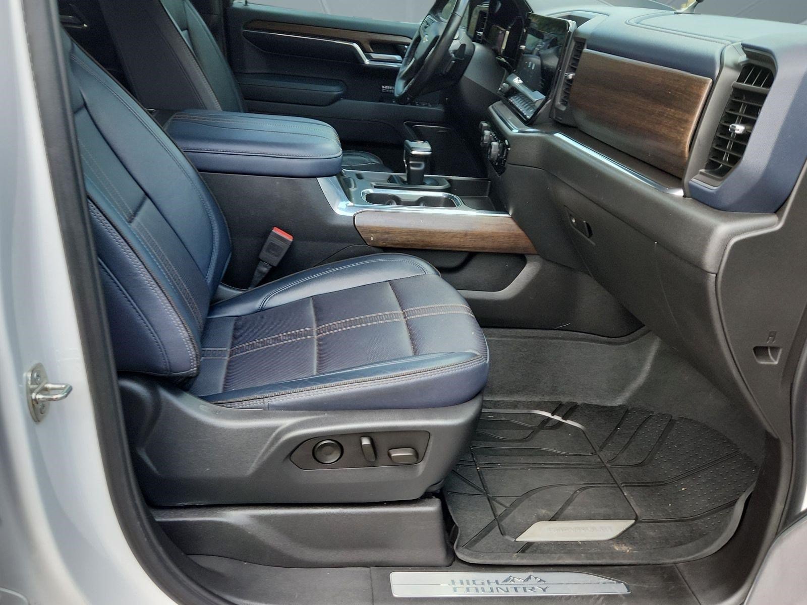 2023 Chevrolet Silverado 1500 High Country - Photo 17