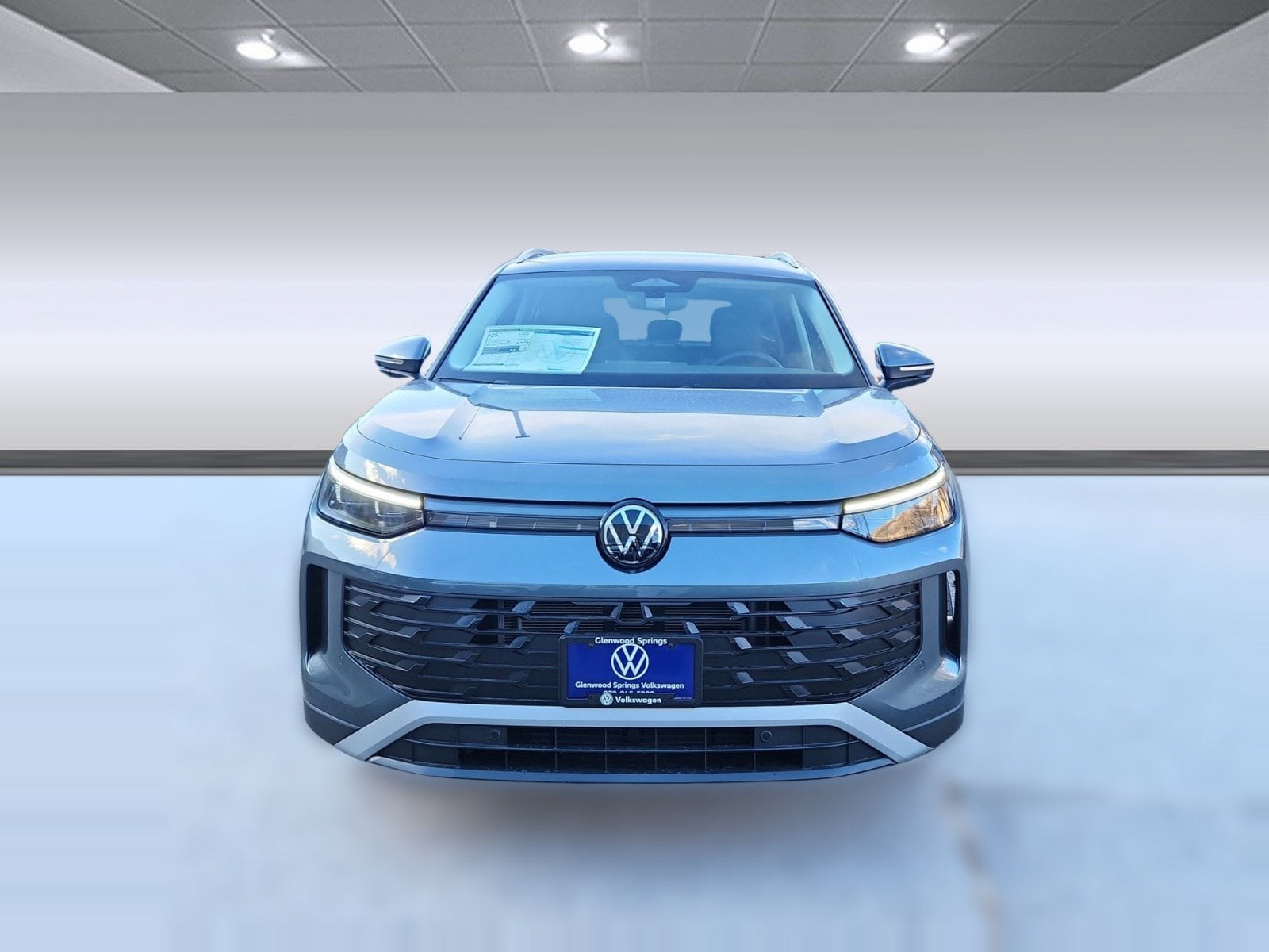 2026 Volkswagen Tiguan SE - Photo 5