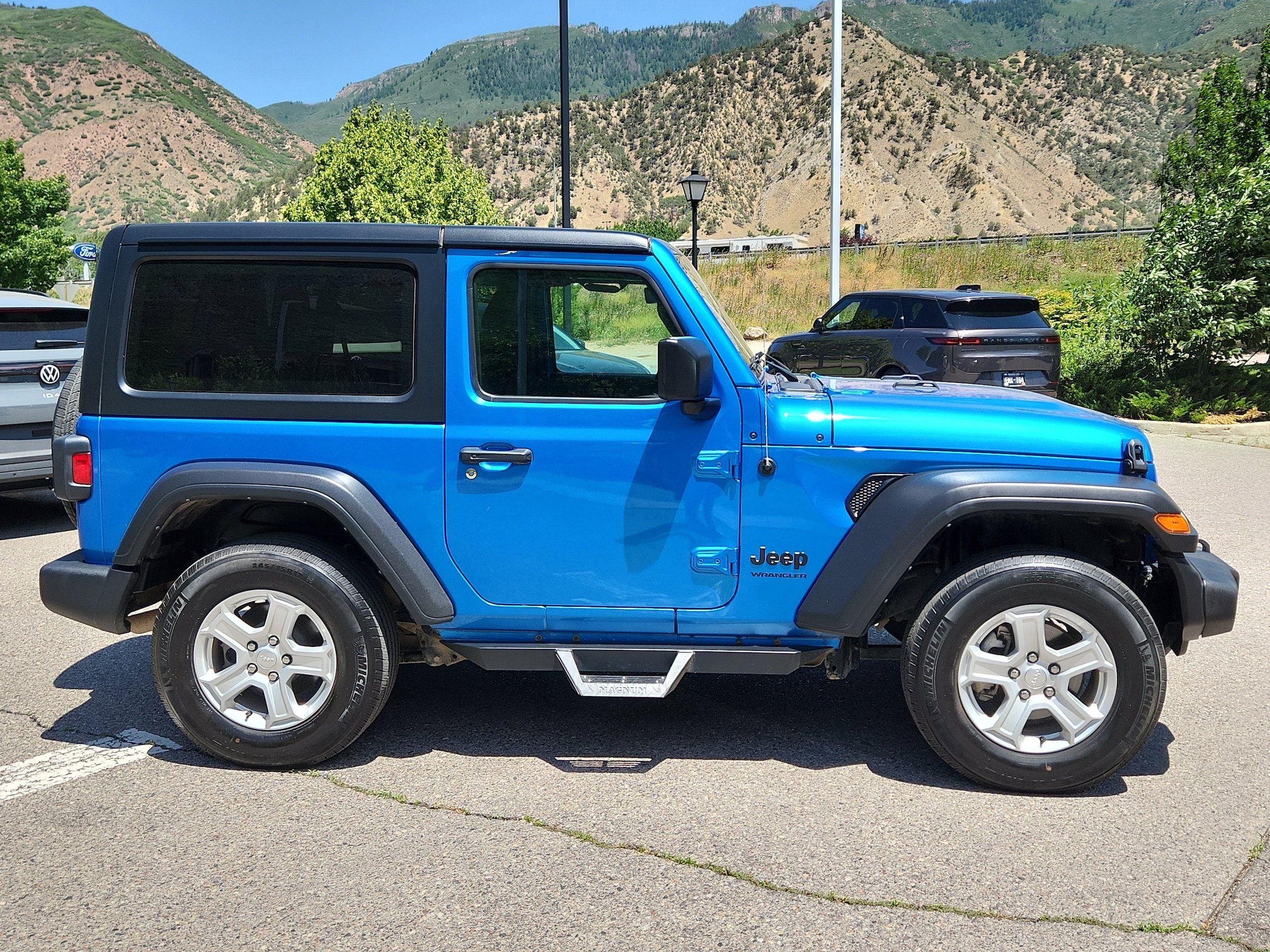 Used 2022 Jeep Wrangler Sport S with VIN 1C4GJXAG5NW227012 for sale in Glenwood Springs, CO
