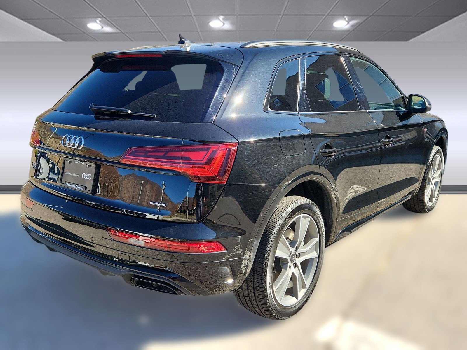 2025 Audi Q5 S line Premium 45 TFSI photo 2