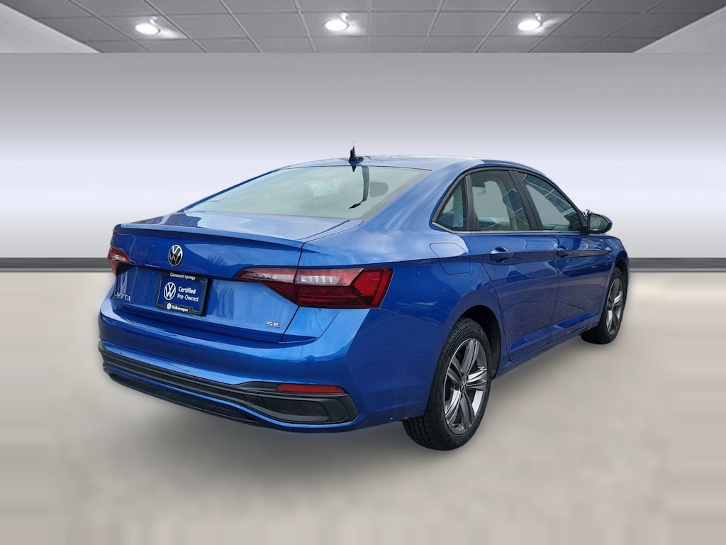 Used 2023 Volkswagen Jetta 1.5T SE Sedan