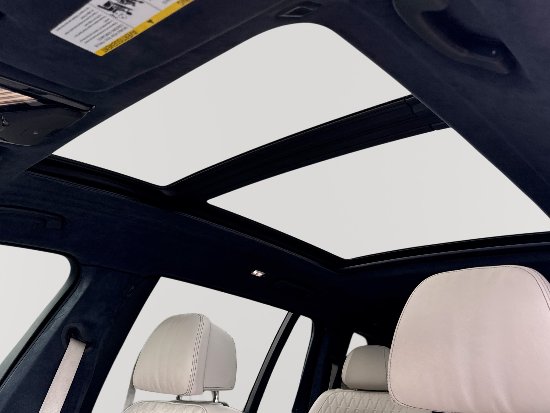 2021 BMW X7 M50i - Photo 16