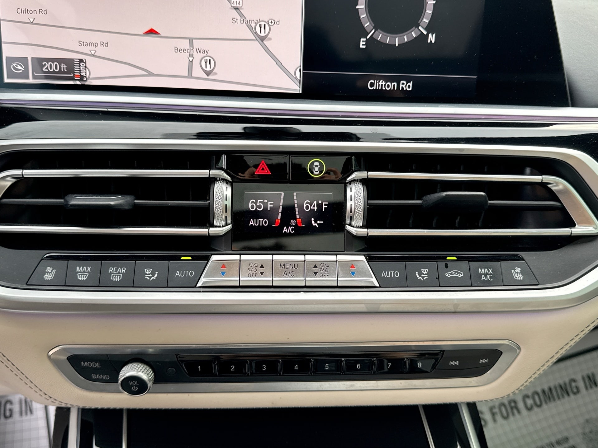 2021 BMW X7 M50i - Photo 17