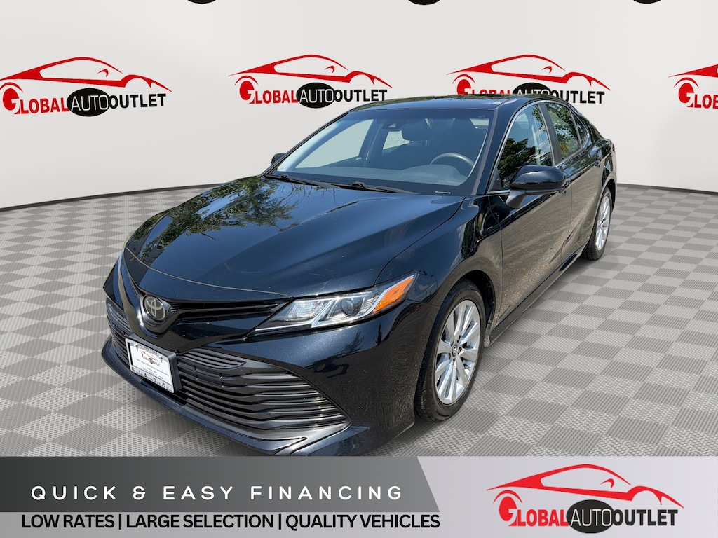 Used 2018 Toyota Camry LE Sedan