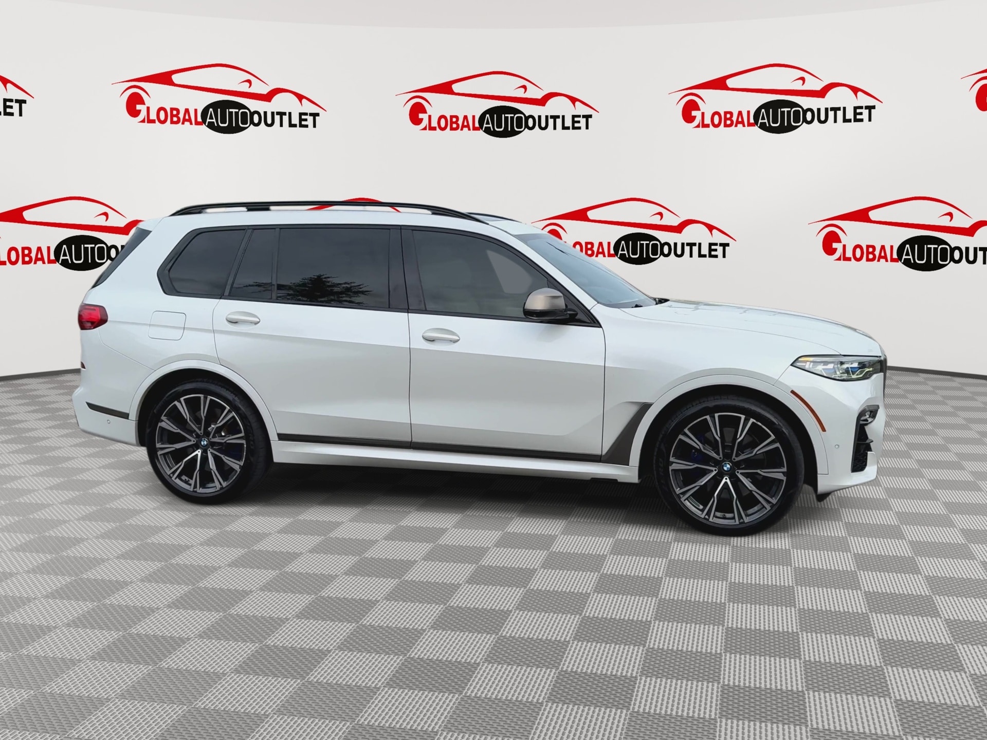2021 BMW X7 M50i - Photo 9