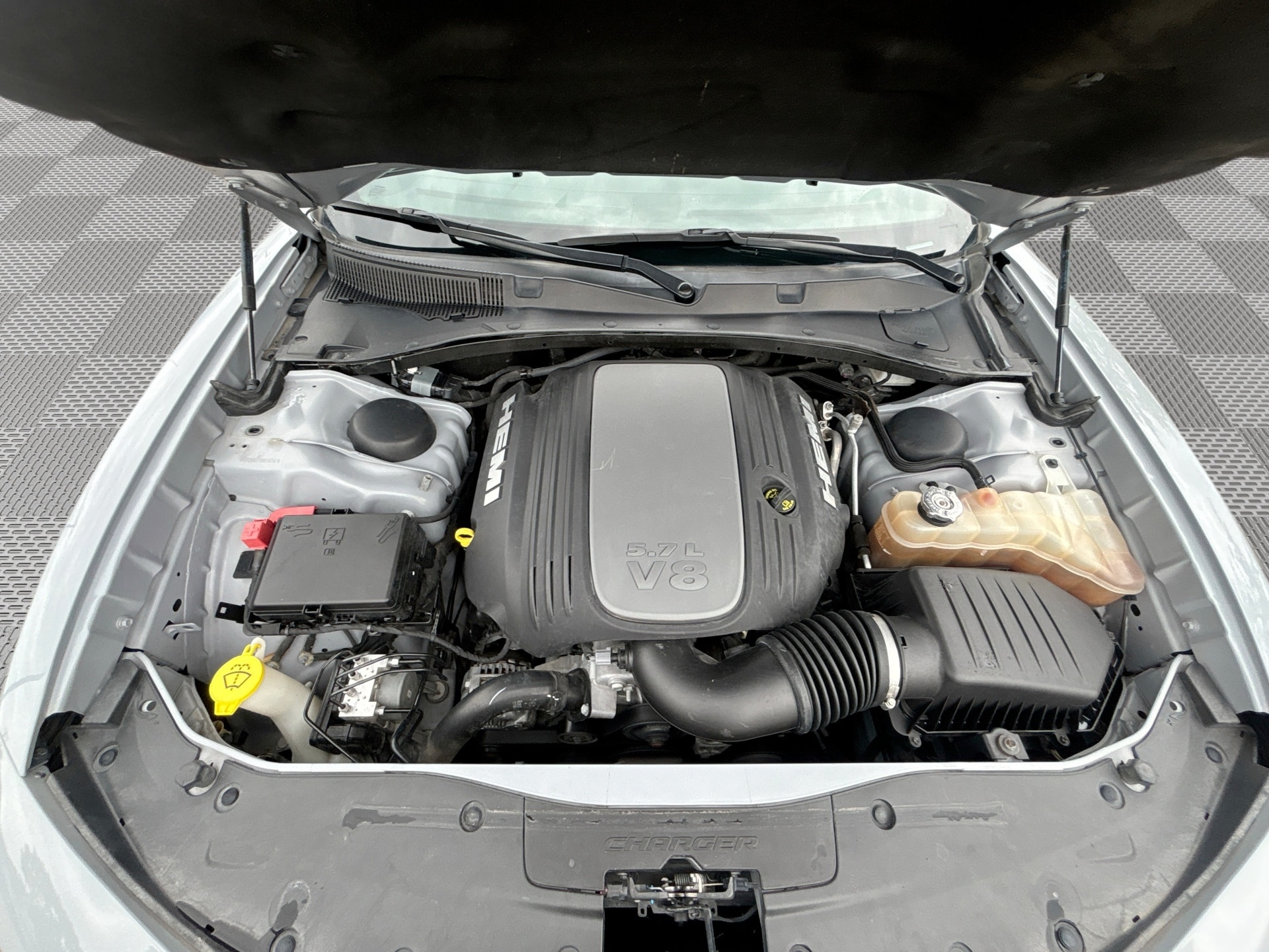 2021 Dodge Charger R/T - Photo 17