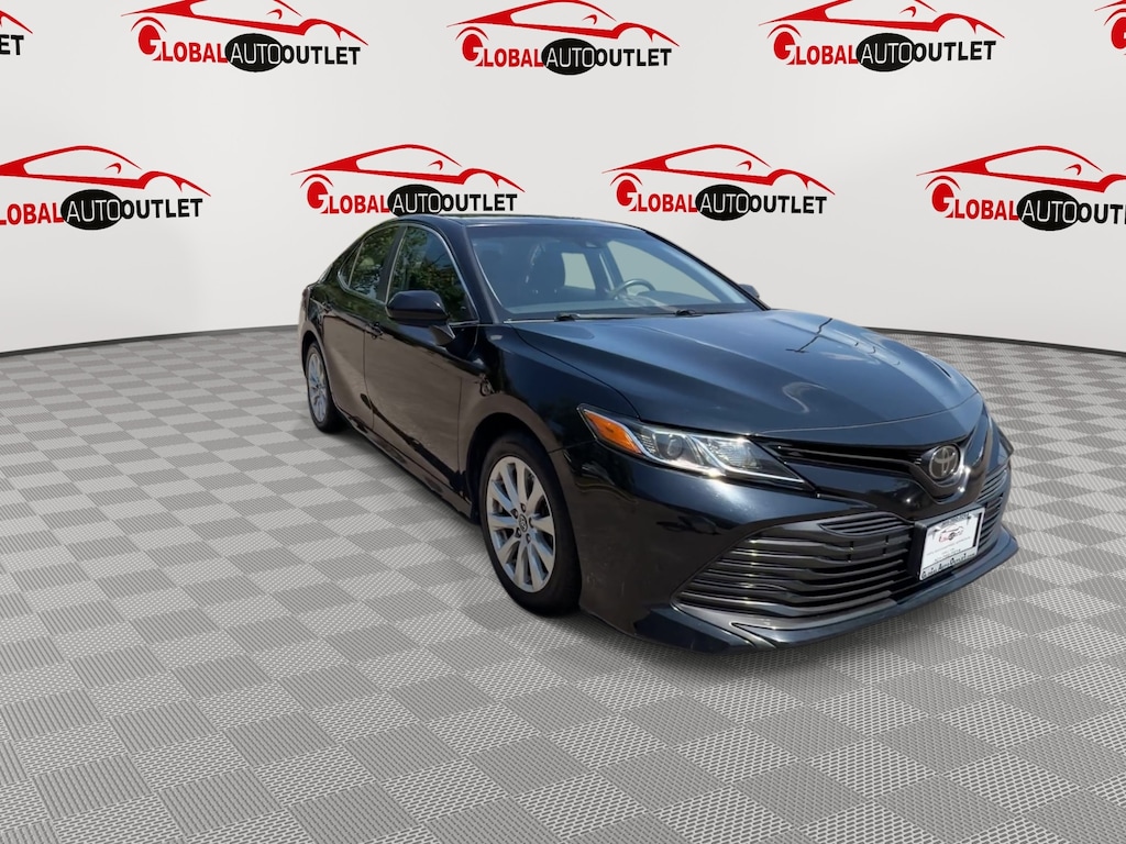 Used 2018 Toyota Camry LE Sedan