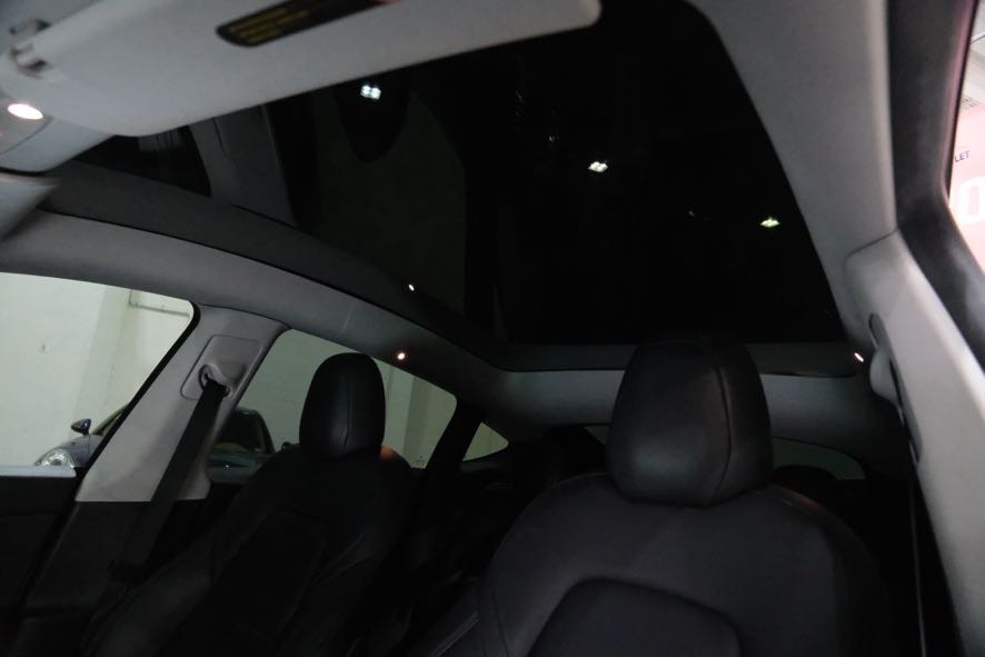 2021 Tesla Model Y Standard Range - Photo 34