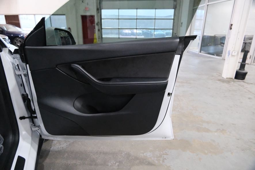 2021 Tesla Model Y Standard Range - Photo 32