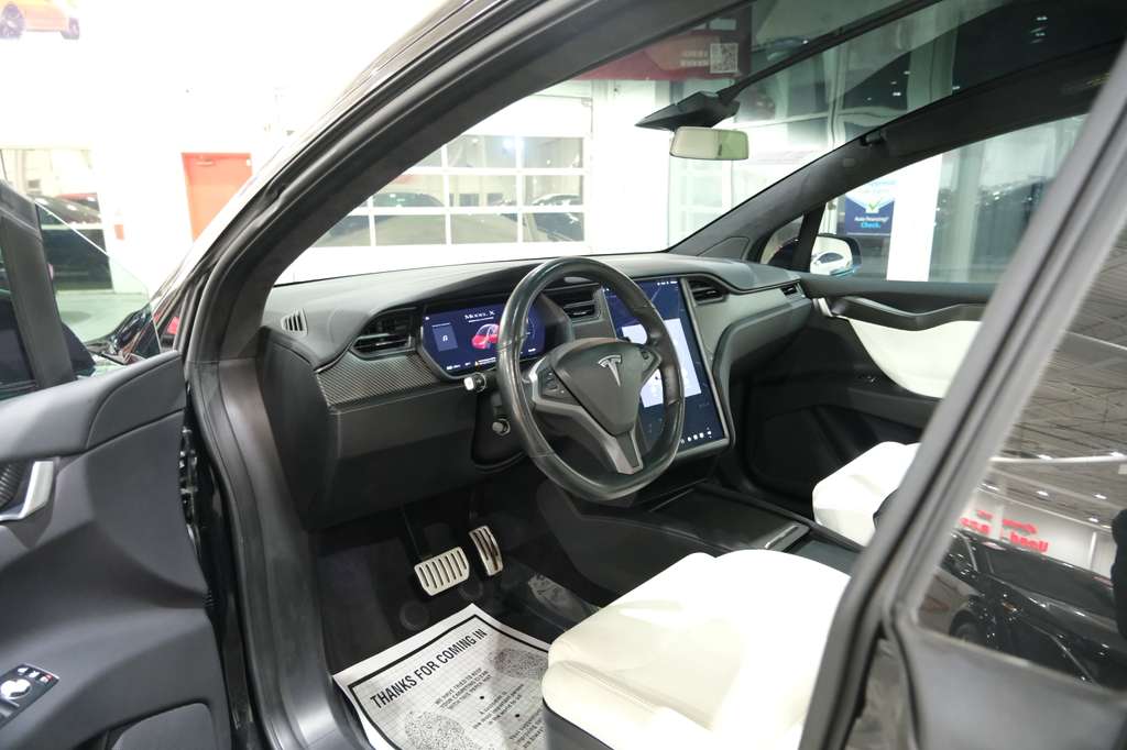 2020 Tesla Model X Performance - Photo 17
