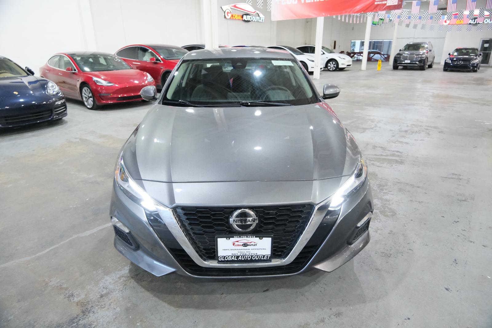 2022 Nissan Altima 2.5 SV photo 3