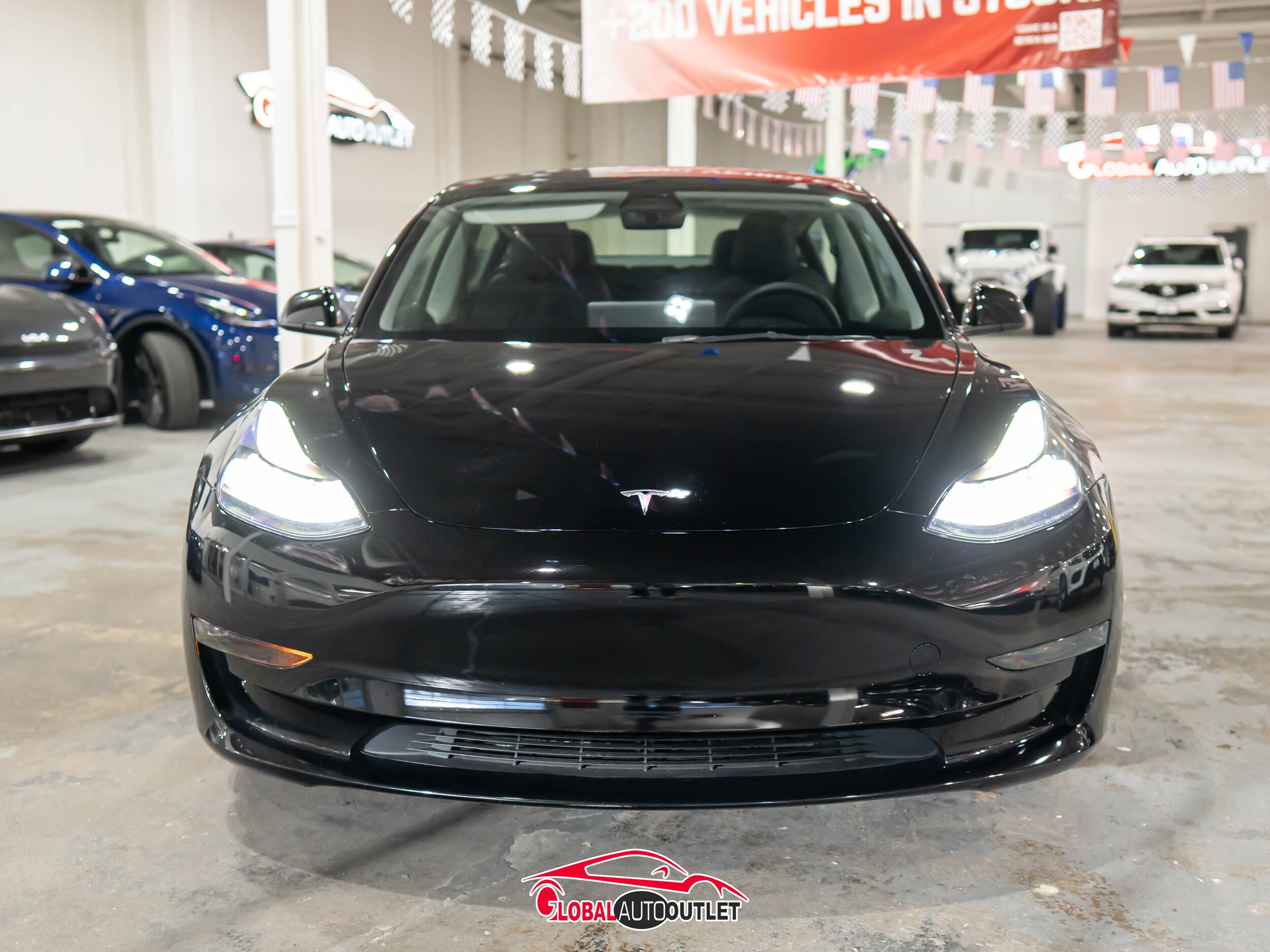 2023 Tesla Model 3 Standard Range photo 2