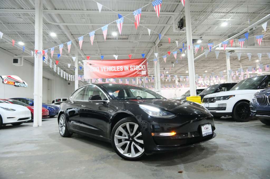 2018 Tesla Model 3 Long Range photo 2