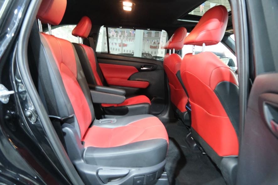 2021 Toyota Highlander XSE - Photo 25