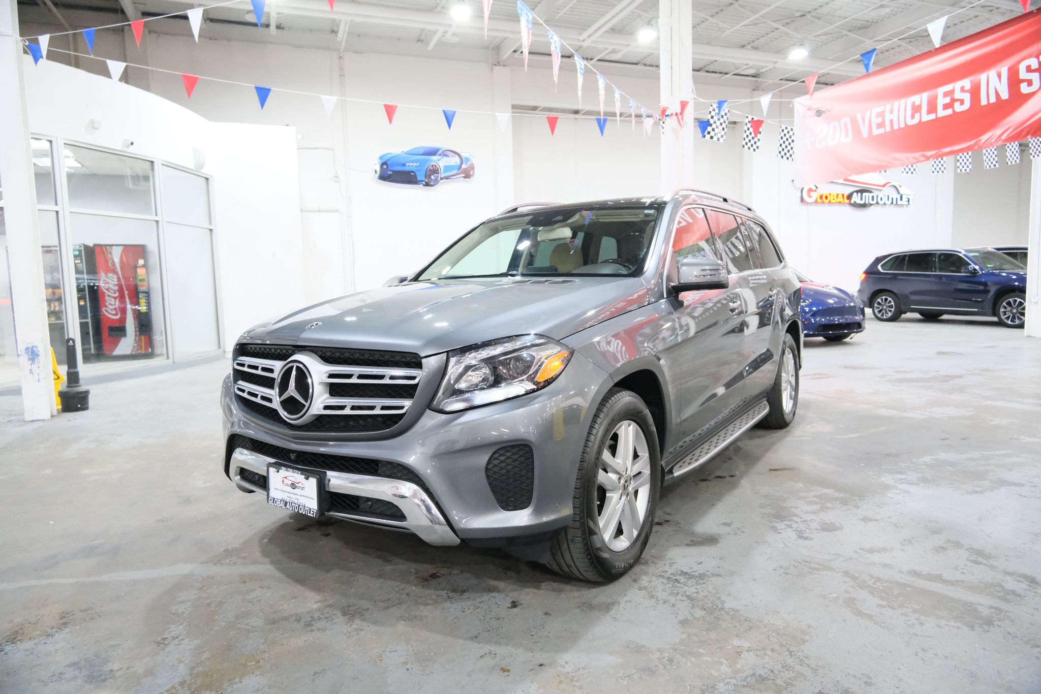 2018 Mercedes Benz GLS 450 4MATIC photo 2