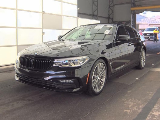 2018 BMW 5 Series 530e's photo