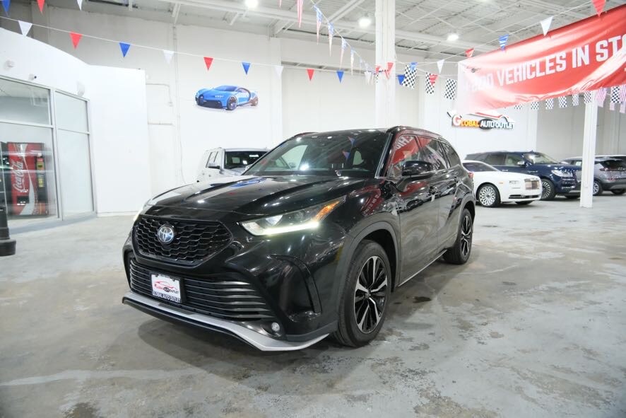 2021 Toyota Highlander XSE photo 4
