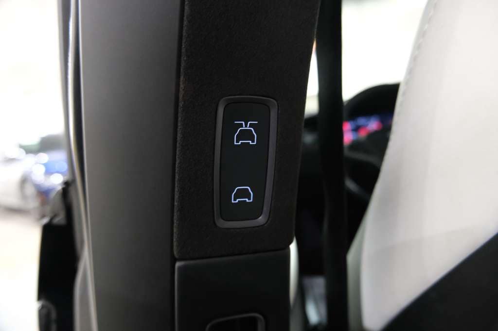 2020 Tesla Model X Performance - Photo 23
