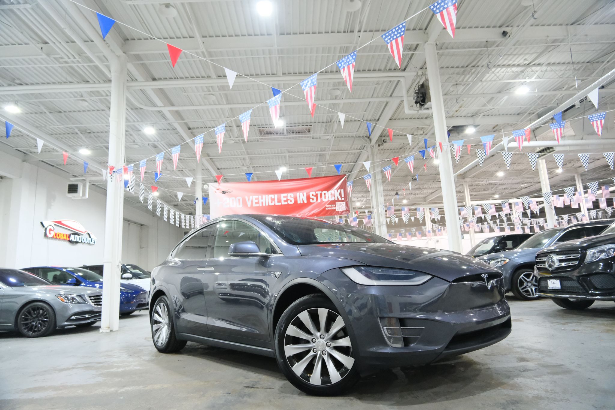 2020 Tesla Model X Long Range photo 2