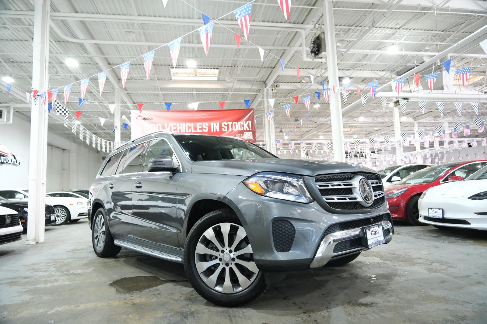 2017 Mercedes Benz GLS 450 4MATIC photo 2