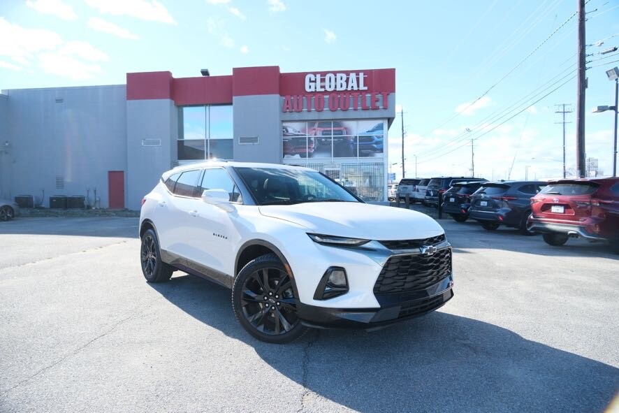 2021 Chevrolet Blazer RS photo 2