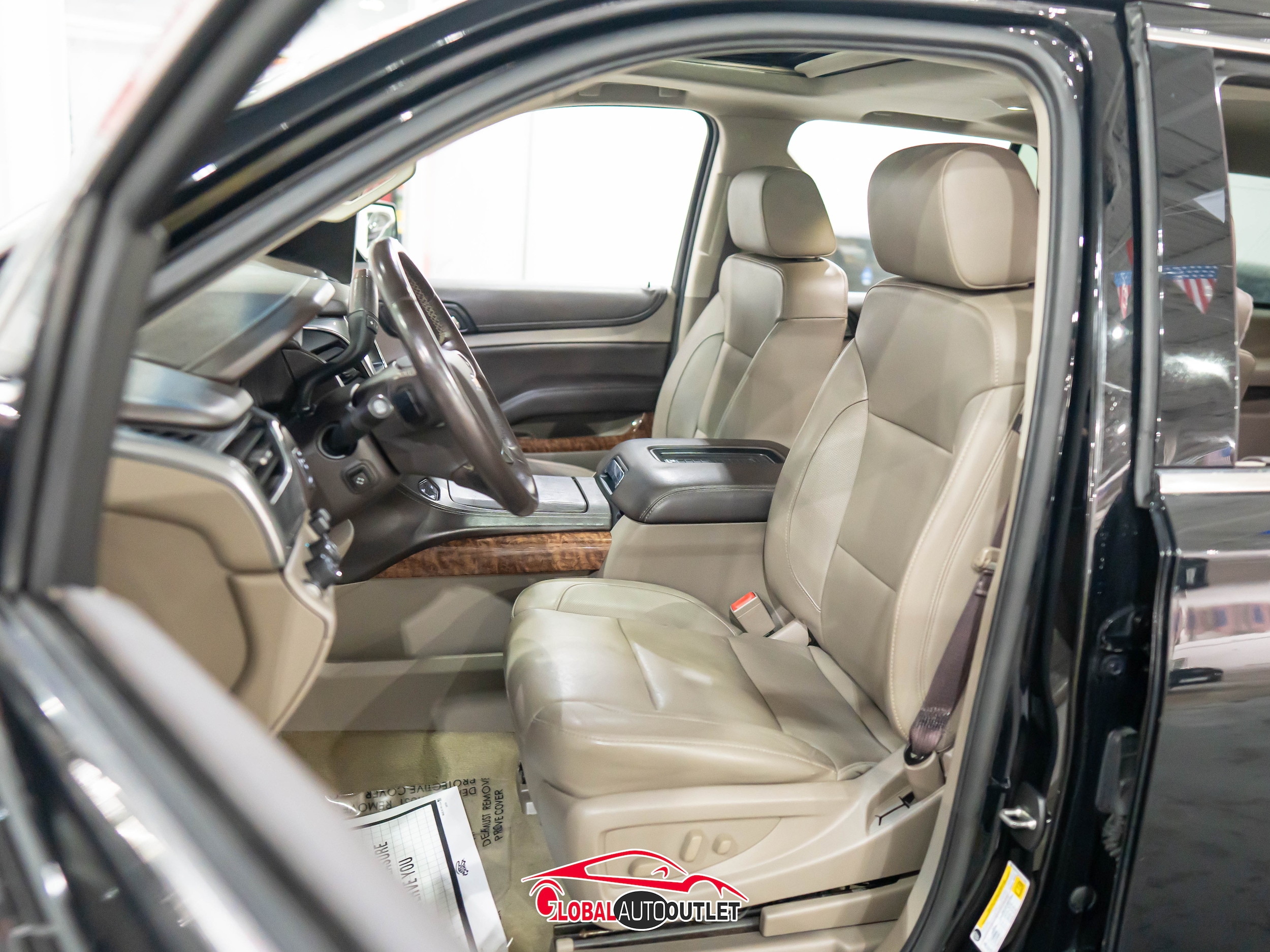 2017 Chevrolet Tahoe Premier - Photo 23