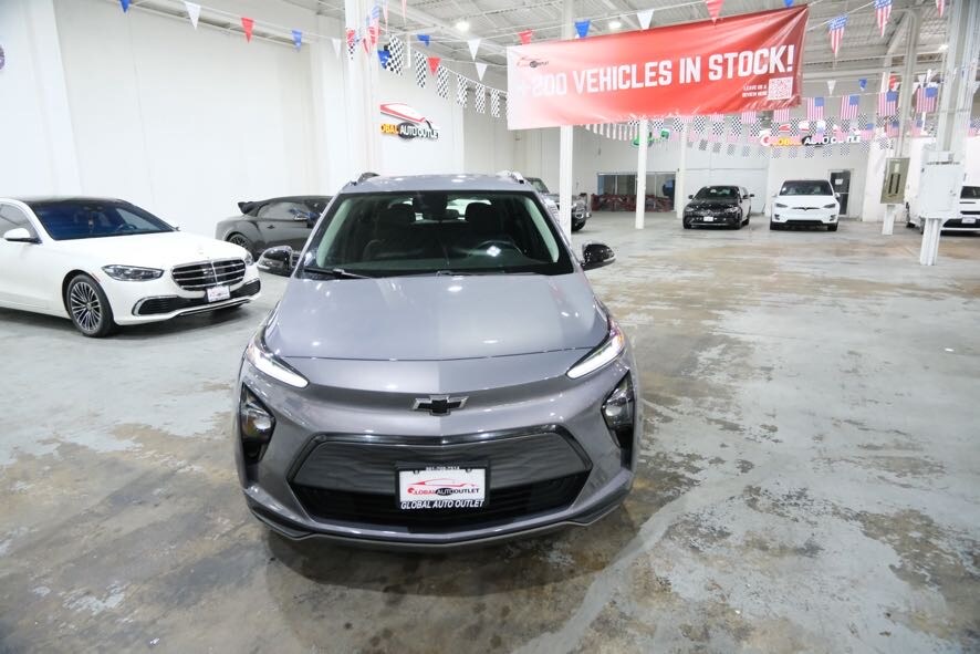 2022 Chevrolet Bolt EUV photo 2